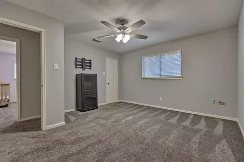 Bedroom - 6522 Castle Pine Ln, Spring, TX 77379 photo 5 of 7