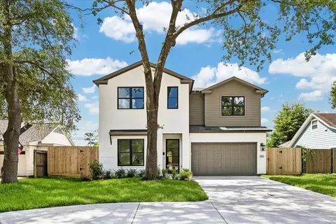1031 W 43rd St, Houston, TX 77018