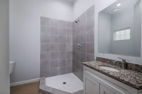 Bath - 18834 Elegance Ave, Spring, TX 77379 photo 1 of 2