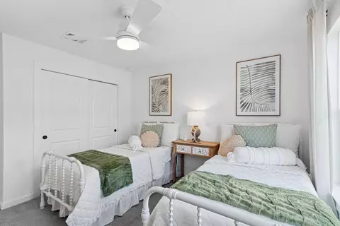 Bedroom - 29538 Barnview Dr, Waller, TX 77484 photo 12 of 12