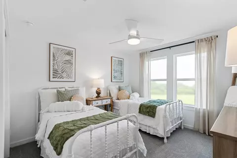 Bedroom - 29538 Barnview Dr, Waller, TX 77484 photo 11 of 12
