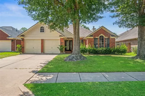 7411 Marble Glen Ln, Houston, TX 77095
