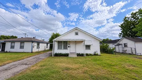 7915 Colonial Ln, Houston, TX 77051