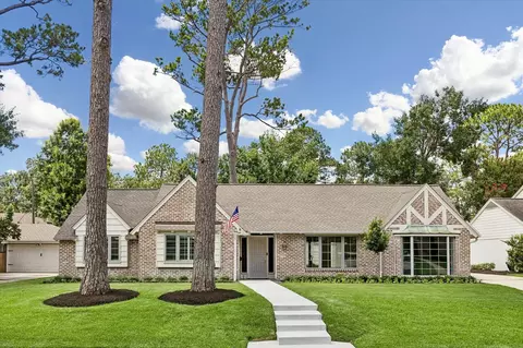 14355 Chadbourne Dr, Houston, TX 77079