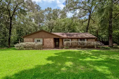 118 Pine Ridge Ln, Huntsville, TX 77340