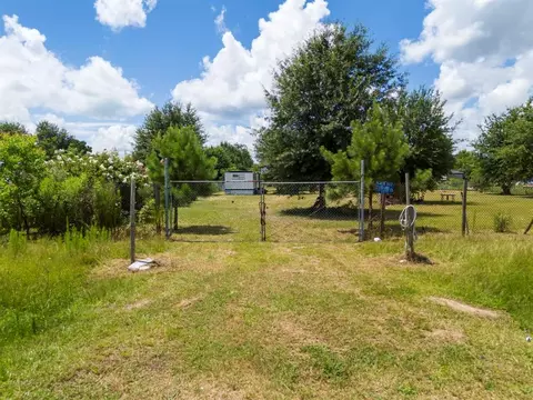 1598 County Road 3542, Cleveland, TX 77327