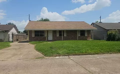 4739 Sandydale Ln, Houston, TX 77039