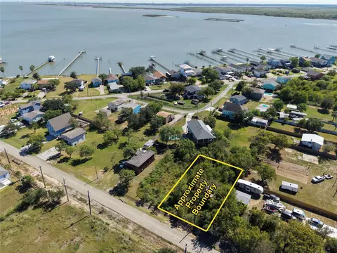 2379 Ave N, San Leon, TX 77539