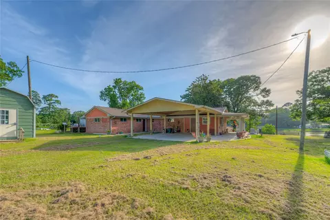 135 Sweetgum St, Trinity, TX 75862