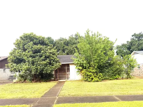 7715 Kendalia Dr, Houston, TX 77036
