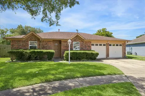 1217 E Brown Ln, Deer Park, TX 77536