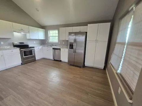 998 Cypress Lakes Cir, Cleveland, TX 77327