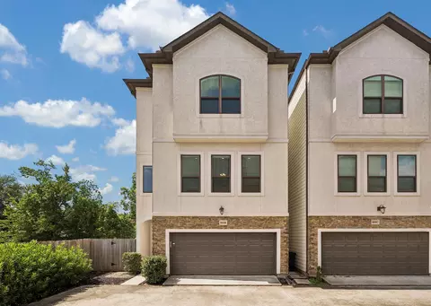 869 Wakefield Dr #B, Houston, TX 77018