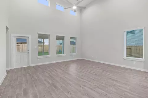 Living - 3015 Boulder Ridge Dr, Rosenberg, TX 77471 photo 2 of 4