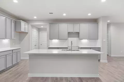 Kitchen - 3015 Boulder Ridge Dr, Rosenberg, TX 77471 photo 2 of 3