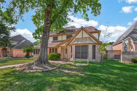 5323 Mulberry Grove Dr, Kingwood, TX 77345