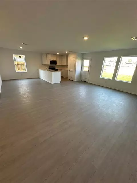 104 Stran St, Wharton, TX 77488 photo 1