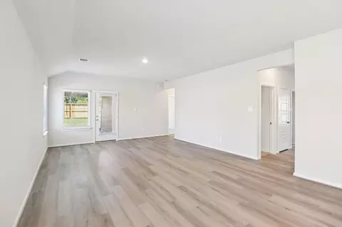 Living - 16281 Parish Pointe Ct, Conroe, TX 77302 photo 5 of 5