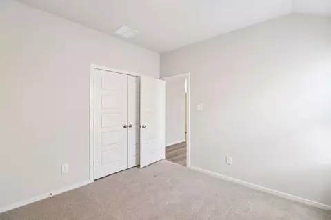 Bedroom - 16281 Parish Pointe Ct, Conroe, TX 77302 photo 4 of 10