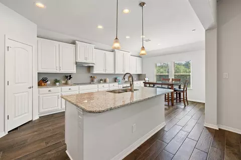 Kitchen - 301 Double Eagle Ranch Dr, Cedar Creek, TX 78612 photo 2 of 5