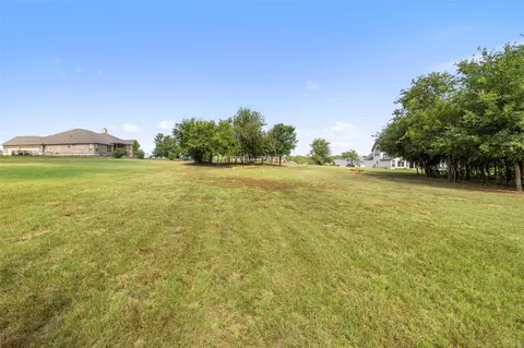 Exterior - 301 Double Eagle Ranch Dr, Cedar Creek, TX 78612 photo 4 of 4