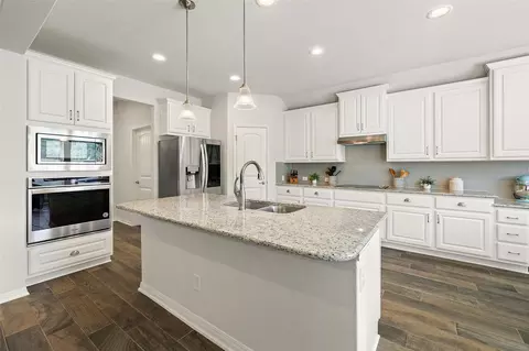 Kitchen - 301 Double Eagle Ranch Dr, Cedar Creek, TX 78612 photo 1 of 5