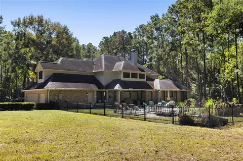 Exterior - 13322 Stonecrest Ln, Conroe, TX 77302 photo 16 of 17