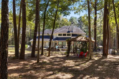 Exterior - 13322 Stonecrest Ln, Conroe, TX 77302 photo 10 of 17