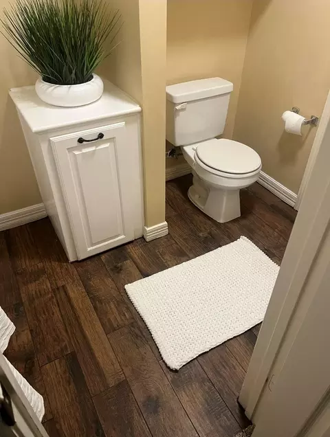 Bath - 13322 Stonecrest Ln, Conroe, TX 77302 photo 9 of 10