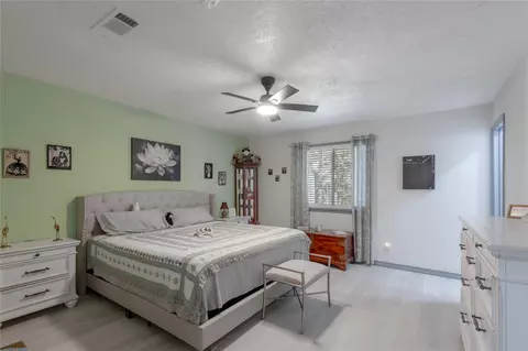 Bedroom - 172 Overland Trl, Trinity, TX 75862 photo 1 of 7
