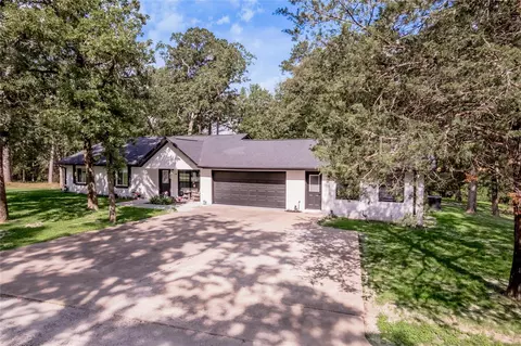 Exterior - 172 Overland Trl, Trinity, TX 75862 photo 8 of 10
