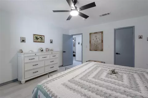 Bedroom - 172 Overland Trl, Trinity, TX 75862 photo 2 of 7