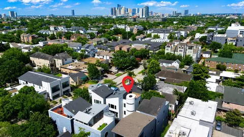 2025 Colquitt St #E, Houston, TX 77098