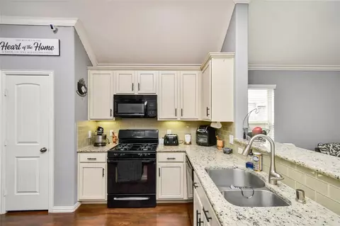 Kitchen - 652 Maple Point Dr E, Conroe, TX 77301 photo 1 of 3