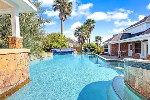 14217 Spring Knoll Ln, Rosharon, TX 77583
