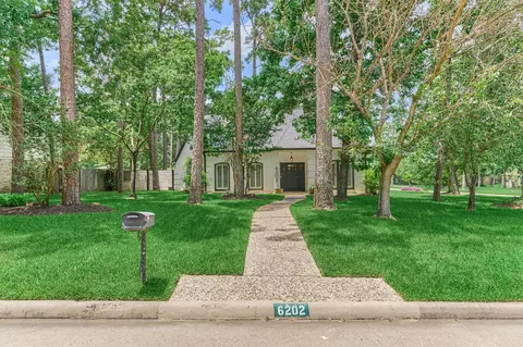 6202 Knollview Dr, Spring, TX 77389 photo 2