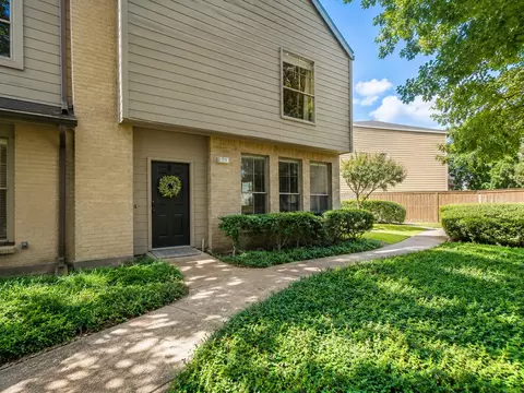 2100 Tanglewilde St #77, Houston, TX 77063