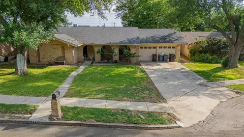 6426 Handsome Lake Dr, Leon Valley, TX 78238