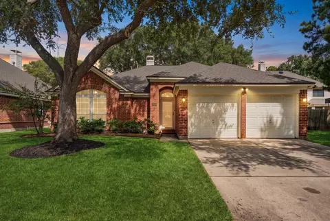 8428 E Copper Village Dr, Houston, TX 77095