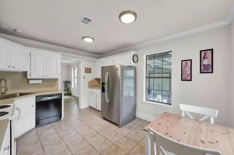 Kitchen - 117 Brookside Dr, Trinity, TX 75862 photo 1 of 4