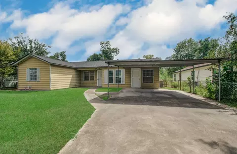 7622 Delavan Dr, Houston, TX 77028