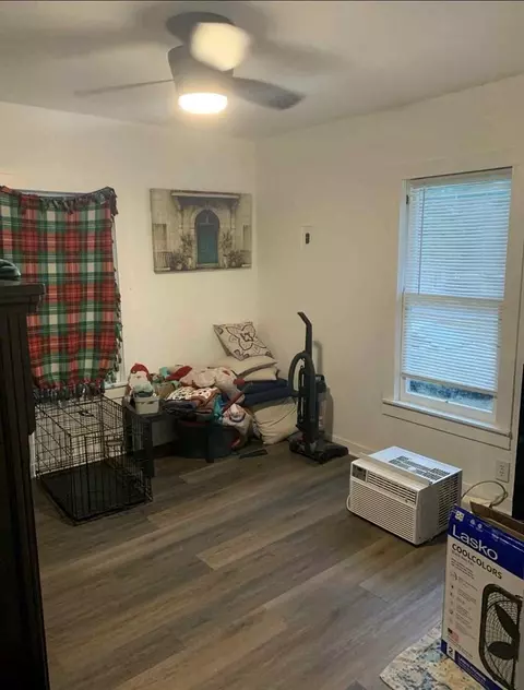 Bedroom - 423 3rd St, Jasper, TX 75951 photo 1 of 3