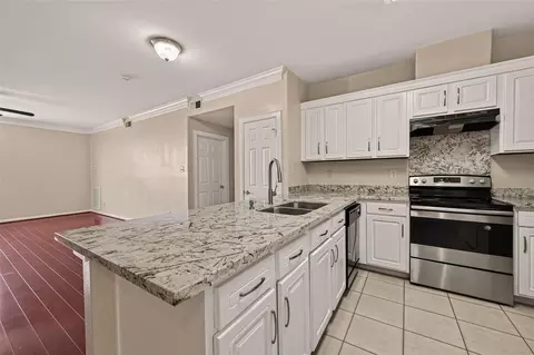 6633 W Sam Houston Pkwy S #3C, Houston, TX 77072