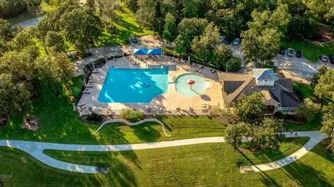 Exterior - 915 Holly Chapple Dr, Conroe, TX 77384 photo 5 of 5