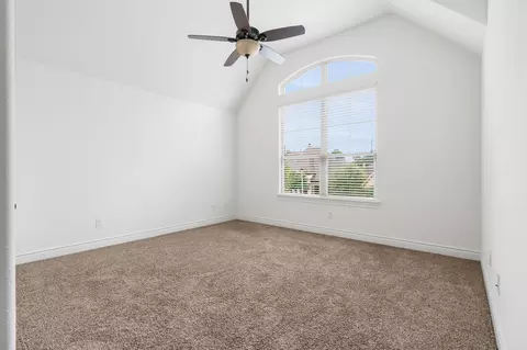 Bedroom - 915 Holly Chapple Dr, Conroe, TX 77384 photo 3 of 4