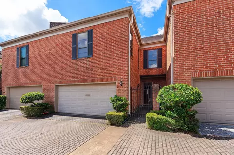 6734 Vanderbilt St #8, Houston, TX 77005