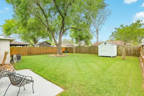 Exterior - 47 Wagon Lane Loop, Angleton, TX 77515 photo 5 of 5