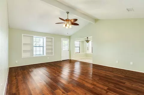 Living - 47 Wagon Lane Loop, Angleton, TX 77515 photo 1 of 4