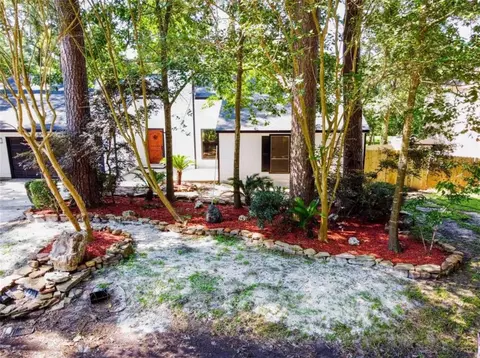 1710 Hill Top Ln, Kingwood, TX 77339