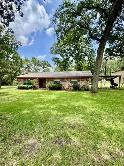 350 County Road 3350, Crockett, TX 75835